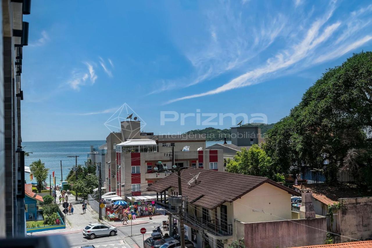 Apartment Waldgarten Bombinhas: Beachfront Luxury With Pool And Fitness Center *