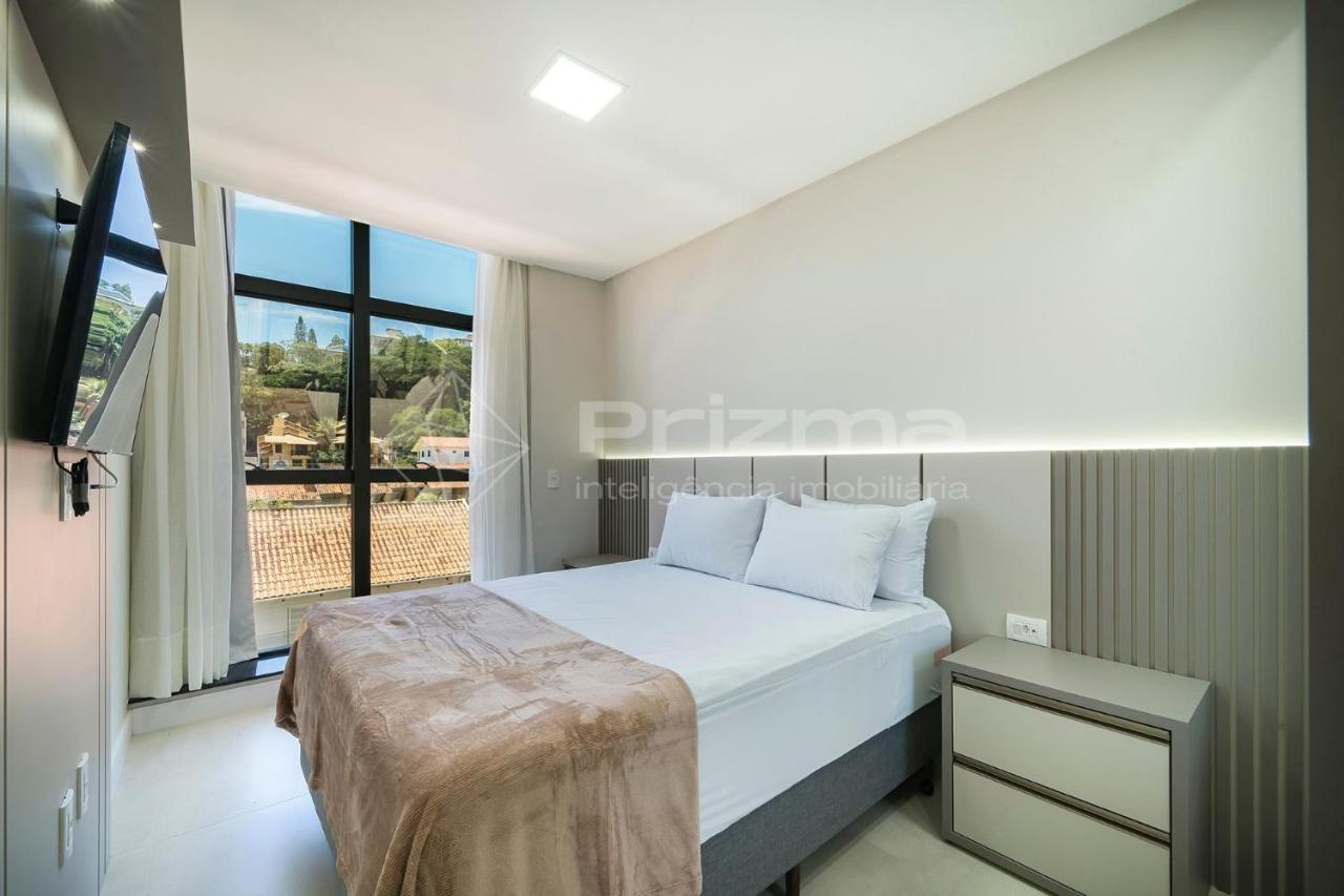 Waldgarten Bombinhas: Beachfront Luxury With Pool And Fitness Center *